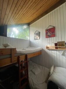 Belle Log cabin, Romantic Log cabin, hot tub, wood burner Loch Awe, bedroom 2